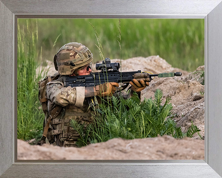 Royal Marine Commando firing Weapon Photo Print Hampshire Prints 10 x 8 Silver Frame No