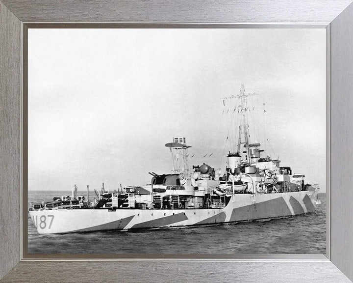 HMS Kite (U87) Photo Print - Starboard Side - Royal Navy Black Swan Class Sloop Hampshire Prints 10 x 8 Silver Frame No