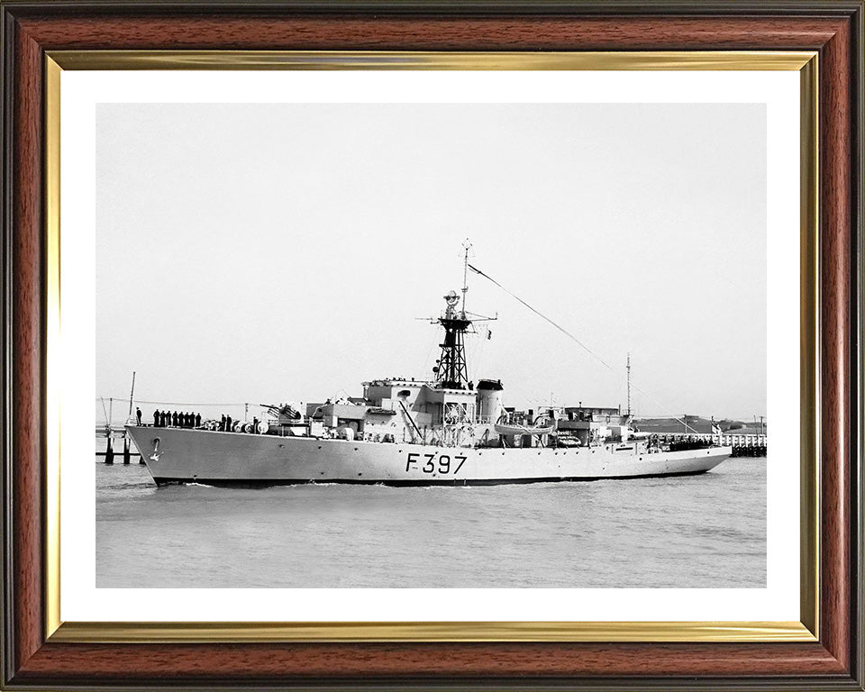 HMS Launceston Castle (F397) (K397) Photo Print - Paying Off - Royal Navy Castle Class Corvette Hampshire Prints 10 x 8 Classic Frame Yes