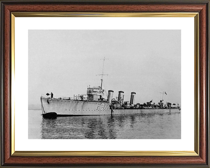 HMS Redgauntlet (F97) Photo Print - At A Buoy - Royal Navy R Class Destroyer Hampshire Prints 10 x 8 Classic Frame Yes