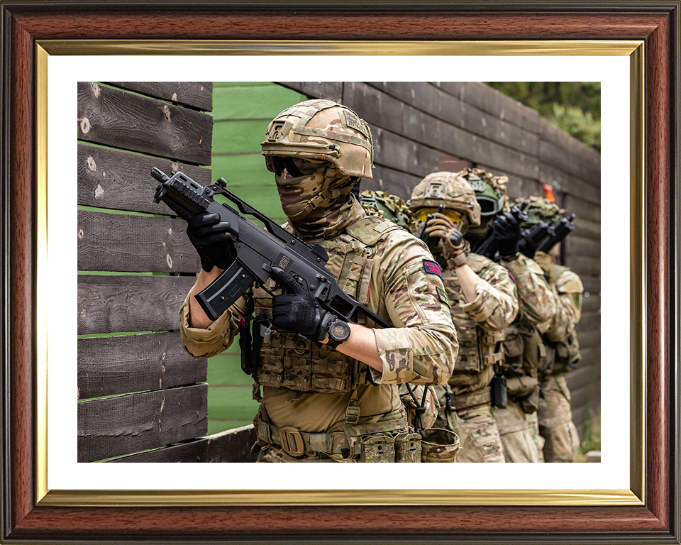 Royal Marine Commandos Battle training Photo Print - 45 Commando Hampshire Prints 10 x 8 Classic Frame Yes