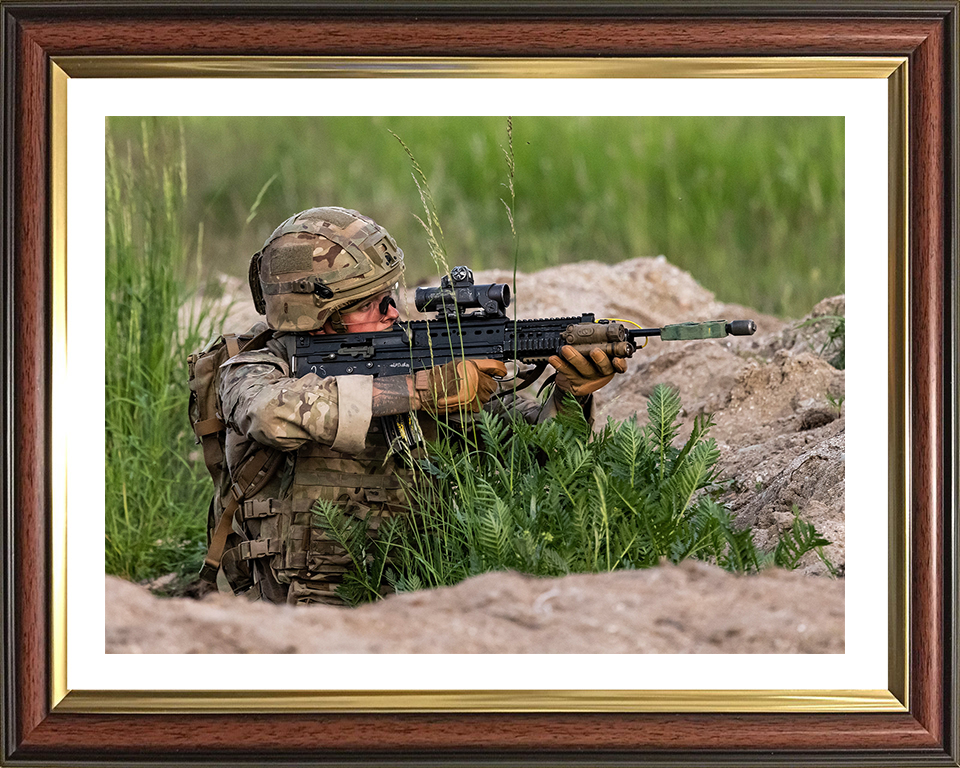 Royal Marine Commando firing Weapon Photo Print Hampshire Prints 10 x 8 Classic Frame Yes