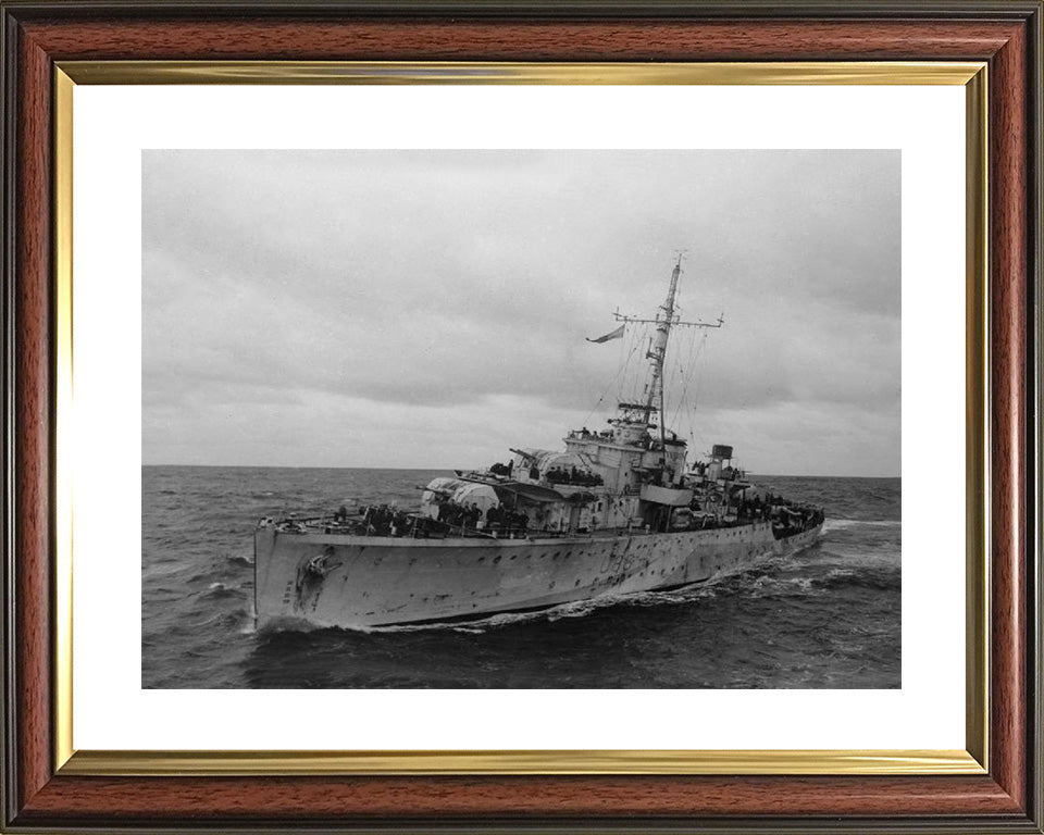 HMS Pelican (L86) (U86) Photo Print - Port Side View - Royal Navy Egret Class Sloop Hampshire Prints 10 x 8 Classic Frame Yes