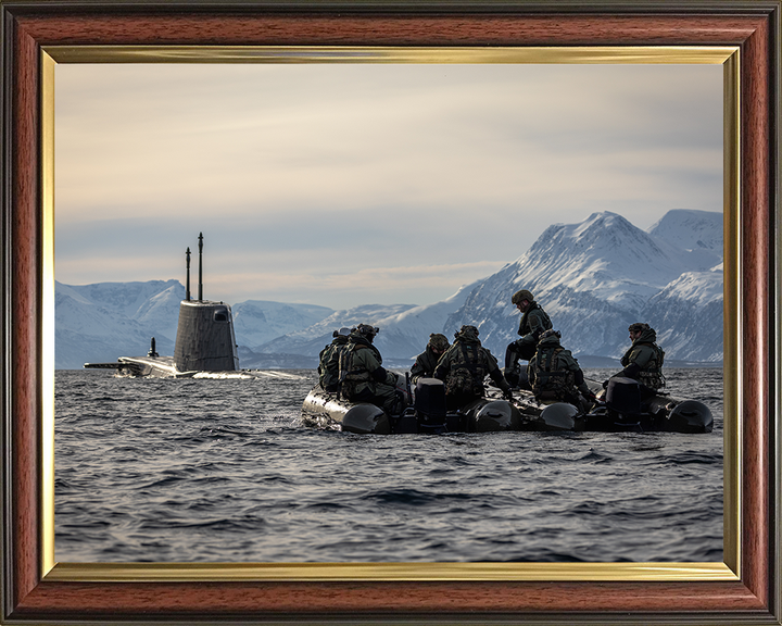 Royal Marine Commandos on Inflatable Raiding CraftPhoto Print - SRS Hampshire Prints 10 x 8 Classic Frame No