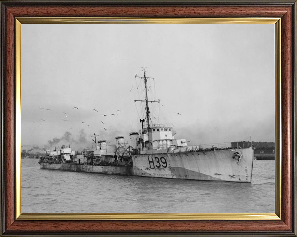 HMS Skate (1917) Photo Print - Starboard View - Royal Navy R Class Destroyer Hampshire Prints 10 x 8 Classic Frame No