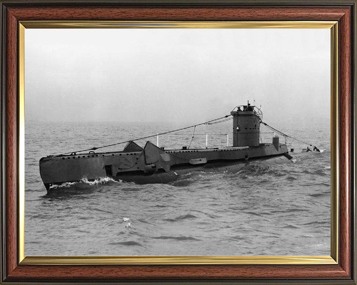 HMS Upstart (P65) Photo Print - Port Side View - Royal Navy U Class Submarine Hampshire Prints 10 x 8 Classic Frame No