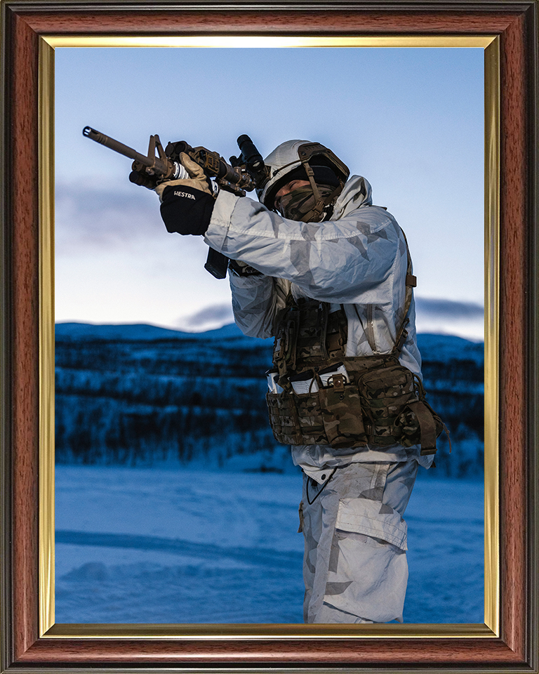 Royal Marine Commando in Snow Parka Photo Print - SRS Hampshire Prints 10 x 8 Classic Frame No