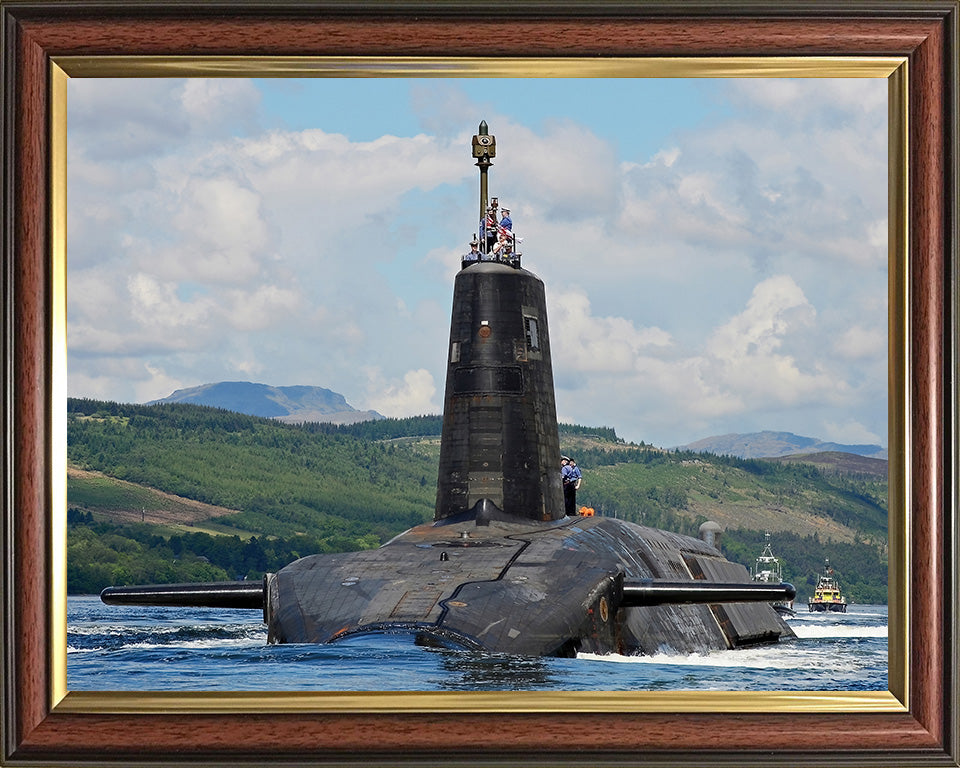 HMS Victorious (S29) Photo Print - Low Port Bow View - Royal Navy Vanguard Class Submarine Hampshire Prints 10 x 8 Classic Frame No