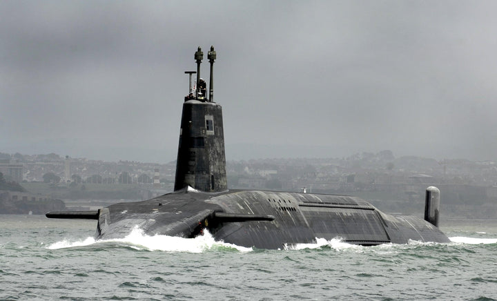 HMS Victorious (S29) Photo Print - Port Side View - Royal Navy Vanguard Class Submarine Hampshire Prints 6 x 4 No Frame No