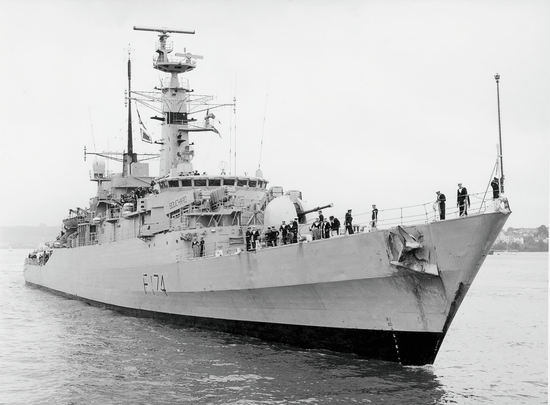 HMS Alacrity (F174) Photo Print - Starboard Bow View - Royal Navy Type 21 Frigate Hampshire Prints 6 x 4 No Frame No