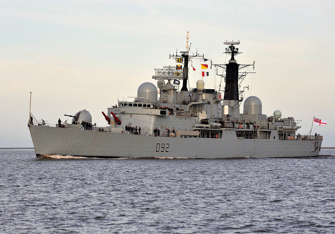 HMS Liverpool (D92) Photo Print - Leaving Port - Royal Navy Type 42 Destroyer Hampshire Prints 6 x 4 No Frame No