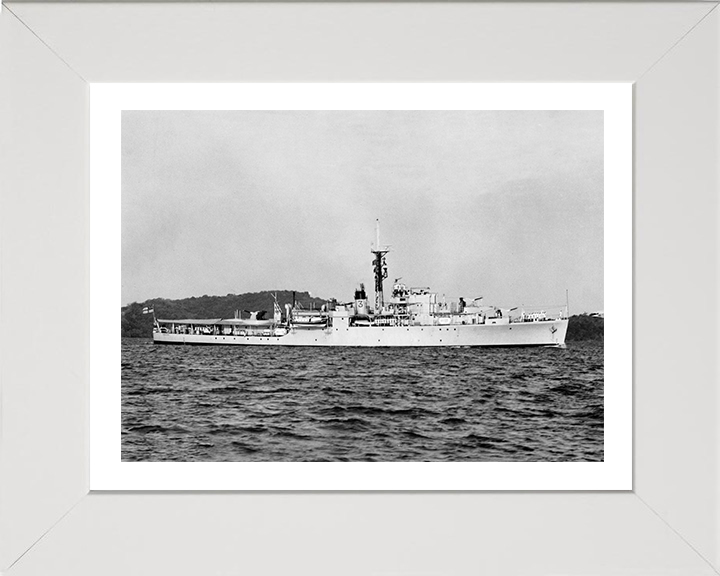 HMS Crane (U23) Photo Print - Starboard Beam View - Royal Navy Black Swan Class Sloop Hampshire Prints 10 x 8 White Frame Yes