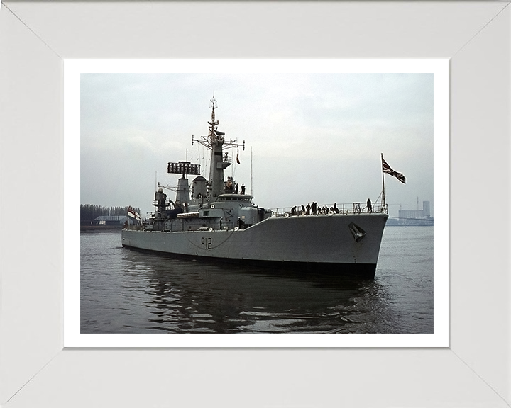 HMS Achilles (F12) Photo Print - Letting Go - Royal Navy Leander Class Frigate Hampshire Prints 10 x 8 White Frame Yes