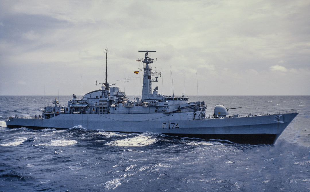 HMS Alacrity (F174) Photo Print - Underway - Royal Navy Type 21 Frigate Hampshire Prints 6 x 4 No Frame No