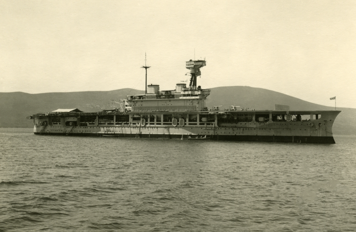 HMS Eagle (94) Photo Print - Starboard Side - Royal Navy Eagle Class Aircraft Carrier Hampshire Prints 6 x 4 No Frame No