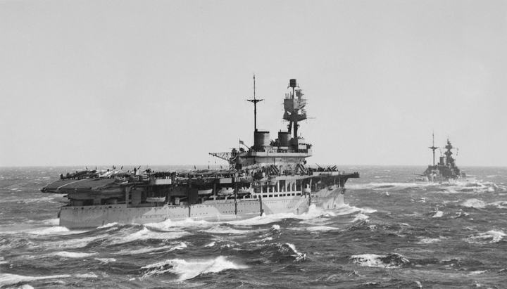 HMS Eagle (94) Photo Print - Underway - Royal Navy Eagle Class Aircraft Carrier Hampshire Prints 6 x 4 No Frame No