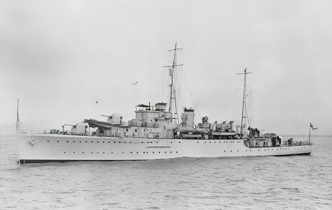 HMS Auckland (L61) Photo Print - Port Side View - Royal Navy Egret Class Sloop Hampshire Prints 6 x 4 No Frame No