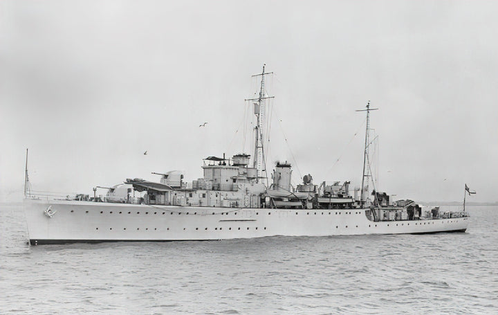 HMS Auckland (L61) Photo Print - Port Side View - Royal Navy Egret Class Sloop Hampshire Prints 6 x 4 No Frame No