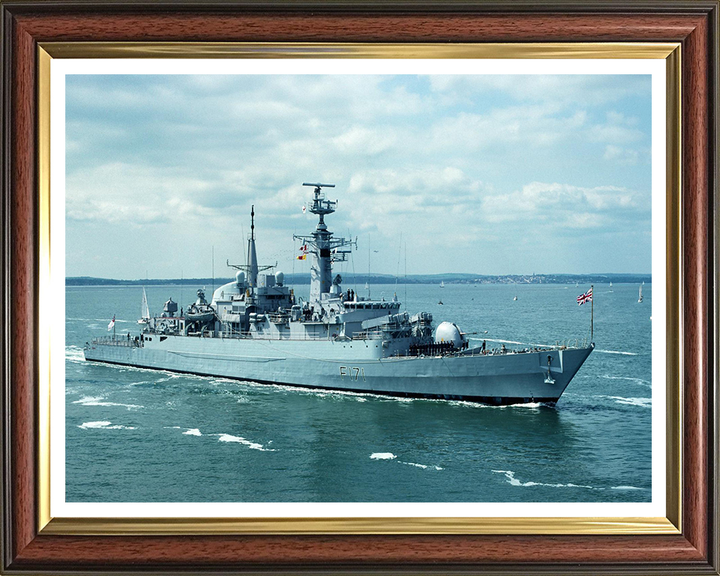 HMS Active (F171) Photo Print - Entering Portsmouth - Royal Navy Type 21 Frigate Hampshire Prints 10 x 8 Classic Frame Yes