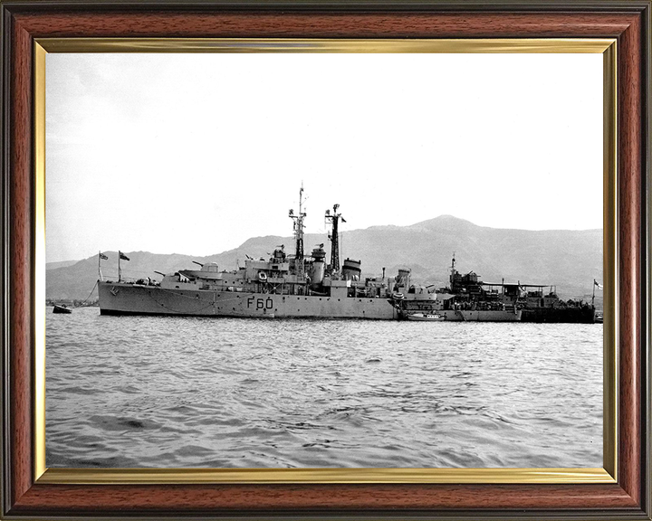 HMS Alacrity (U60) Photo Print - Port View - Royal Navy Black Swan Class Sloop Hampshire Prints 10 x 8 Classic Frame No