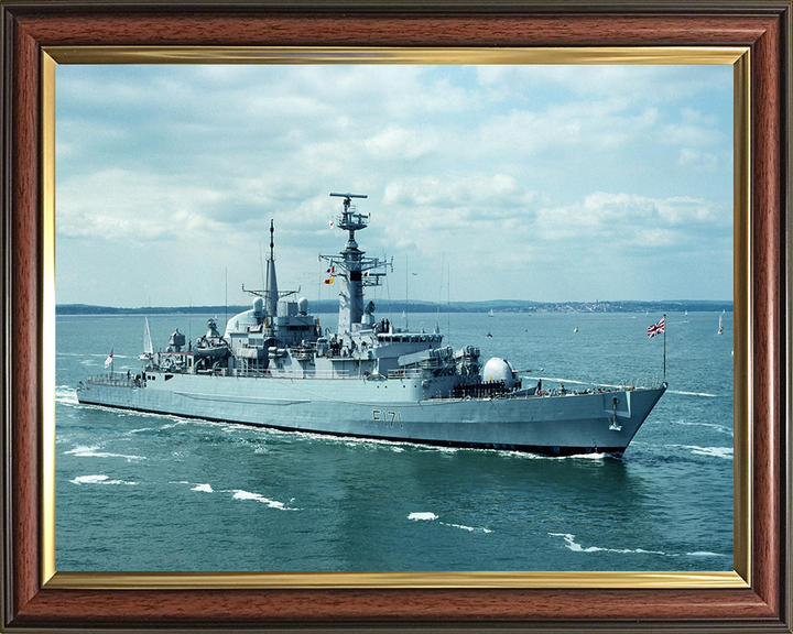 HMS Active (F171) Photo Print - Entering Portsmouth - Royal Navy Type 21 Frigate Hampshire Prints 10 x 8 Classic Frame No