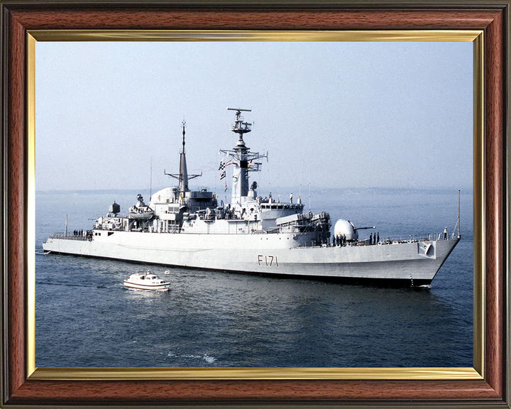 HMS Active (F171) Photo Print - Entering Harbour - Royal Navy Type 21 Frigate Hampshire Prints 10 x 8 Classic Frame No