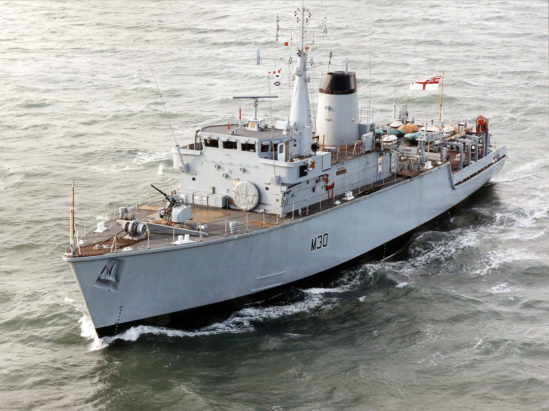 HMS Ledbury (M30)