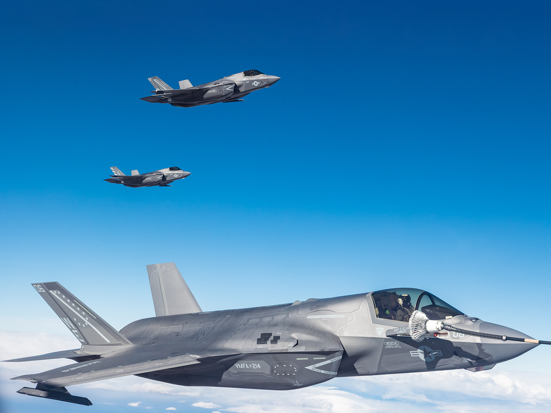 F35B Lightning jets refuelling
