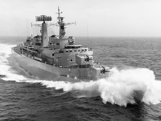 HMS London Royal navy County Class destroyer at sea 