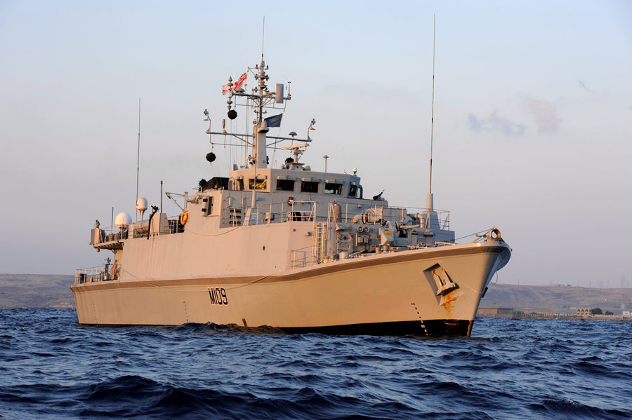 Royal Navy Sandown Class Minesweepers Photo Prints