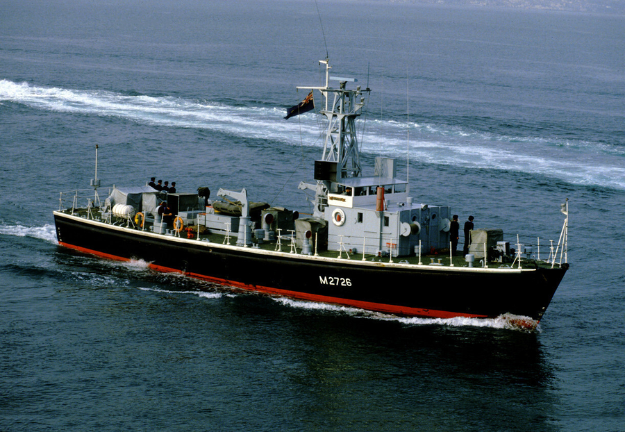 Royal Navy Ham Class Minesweepers Photo Prints