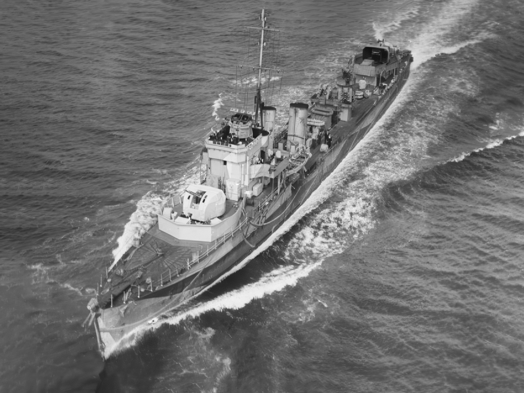 HMS Vanity Royal Navy V Class Destroyer from above in 1942 photo print