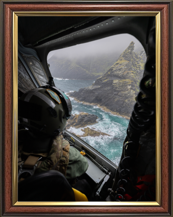 RAF Crewman's seat view Photo Print - Royal Air Force Hampshire Prints 10 x 8 Classic Frame No