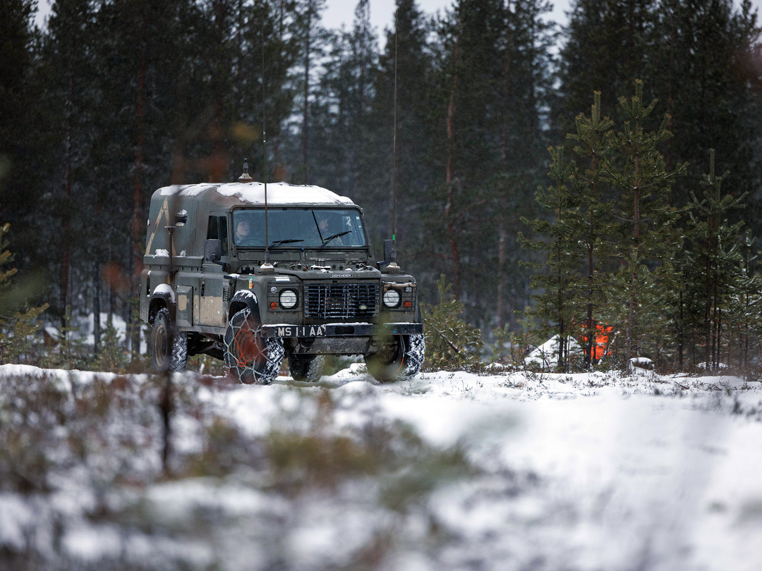 Green fleet Land Rover Wolf - British Army Vehicle Hampshire Prints 6 x 4 No Frame No