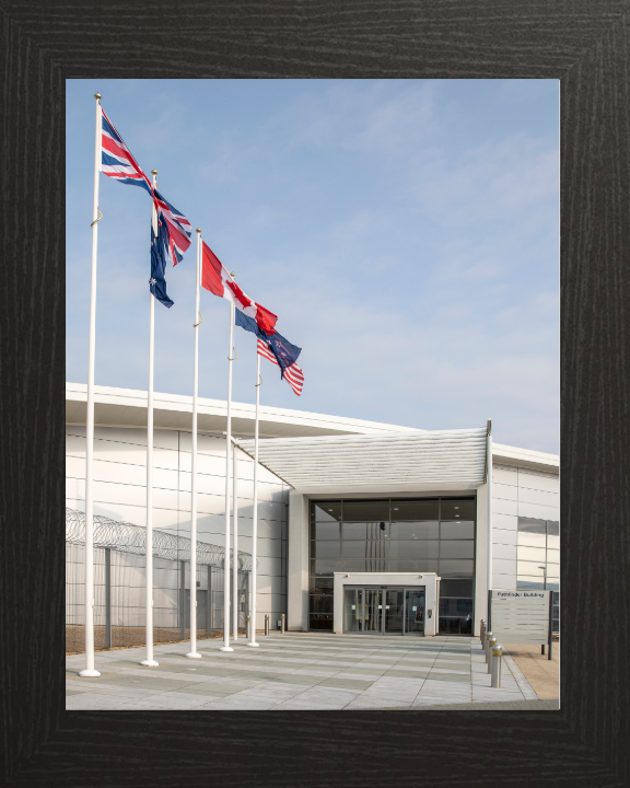 Pathfinder Building RAF Wyton Cambridgeshire Photo Print - Royal Air Force Hampshire Prints 10 x 8 Black Frame No