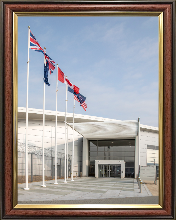 Pathfinder Building RAF Wyton Cambridgeshire Photo Print - Royal Air Force Hampshire Prints 10 x 8 Classic Frame No