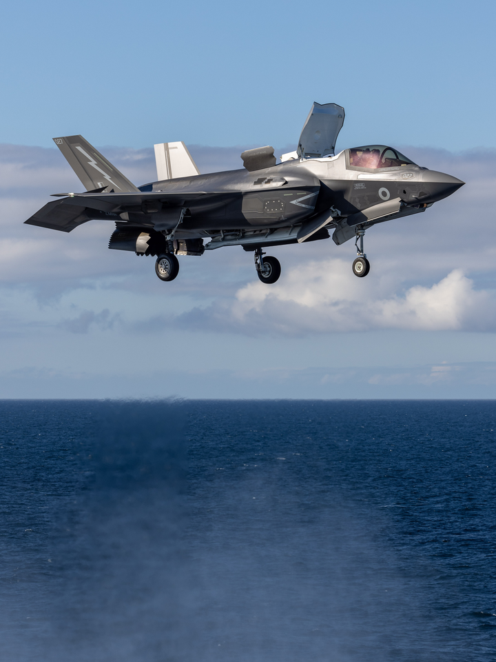 RAF F-35B Lightning Hovering above the sea Photo Print Royal Air Force Aircraft Wall Art Aviation Decor Posters, Prints, & Visual Artwork Hampshire Prints 6 x 4 No Frame No