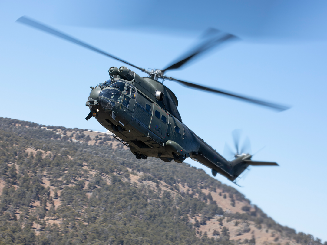 RAF Puma HC2 Helicopter in flight Photo Print - Royal Air Force Aircraft Hampshire Prints 6 x 4 No Frame No