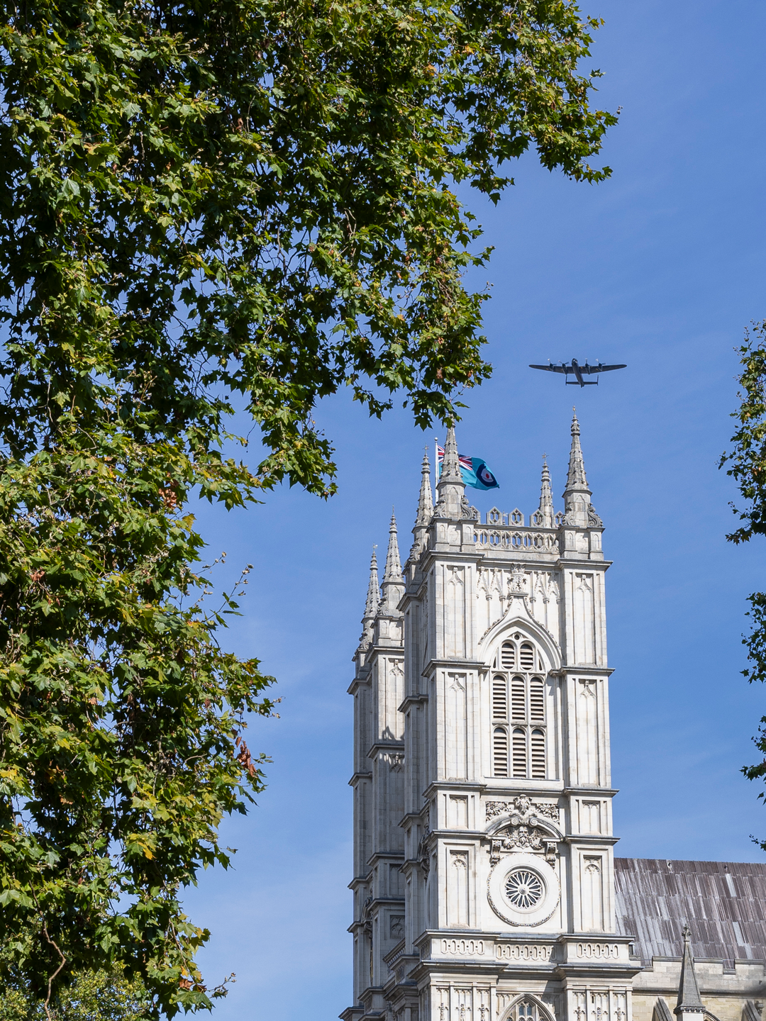 RAF Lancaster Bomber over Westminster abbey Photo Print Royal Air Force Aircraft Wall Art Aviation Decor Posters, Prints, & Visual Artwork Hampshire Prints 6 x 4 No Frame No