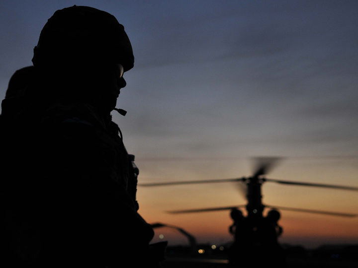 RAF Regiment Silhouette with Chinook Helicopter Photo Print - Royal Air Force Hampshire Prints 6 x 4 No Frame No