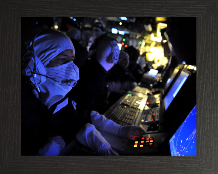 Warship Operations Room Photo Print - Royal Navy Hampshire Prints 10 x 8 Black Frame No