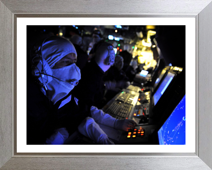 Warship Operations Room Photo Print - Royal Navy Hampshire Prints 10 x 8 Silver Frame Yes