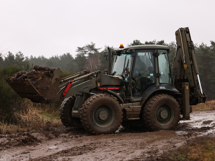32 Engineer Regiment Tractor Photo Print - British Army Vehicle Hampshire Prints 6 x 4 No Frame No