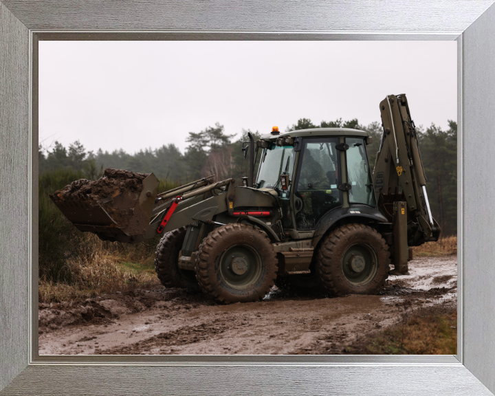 32 Engineer Regiment Tractor Photo Print - British Army Vehicle Hampshire Prints 10 x 8 Silver Frame No