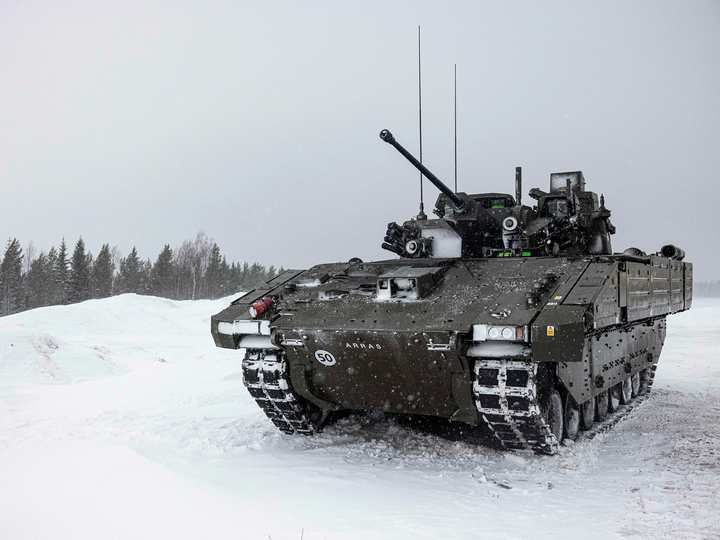 AJAX Armoured Fighting Vehicle in the snow Photo Print - British Army Vehicle Hampshire Prints 6 x 4 No Frame No