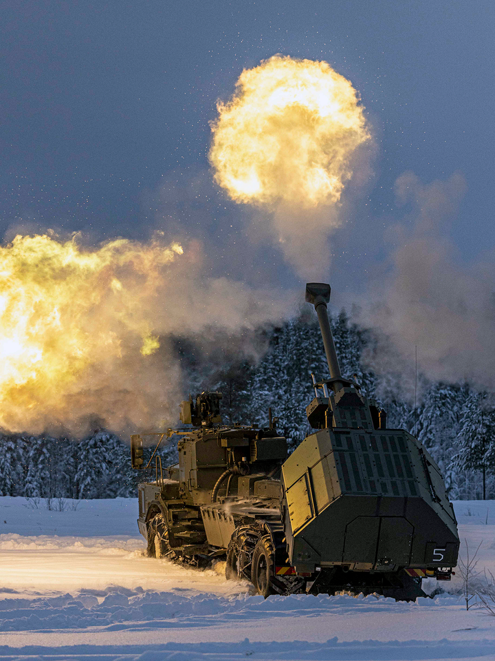 Archer artillery 155mm gun firing British Army Vehicle Photo Print Wall Art Military Decor UK Posters, Prints, & Visual Artwork Hampshire Prints 6 x 4 No Frame No