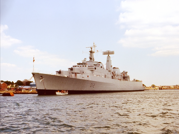 HMS Kent D12 County Class Destroyer July 1989