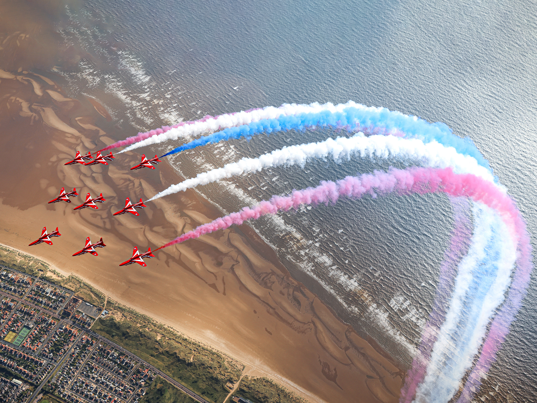 RAF Red Arrows over Blackpool beach Photo Print - Royal Air Force Aircraft Hampshire Prints 6 x 4 No Frame No