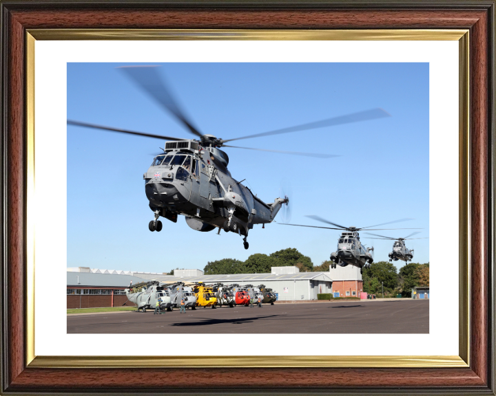 Sea King Mk7 Helicopters at HMS Sultan Photo Print - Royal Navy Aircraft Hampshire Prints 10 x 8 Classic Frame Yes