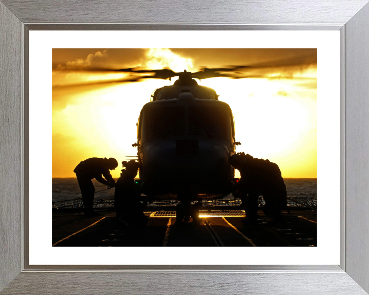 Aircraft Engineering Technicians and Lynx helicopter | Photo Print | Framed Print | Military | Aircraft | Wall Art | Decor | NAS | Aviation Hampshire Prints 10 x 8 Silver Frame Yes